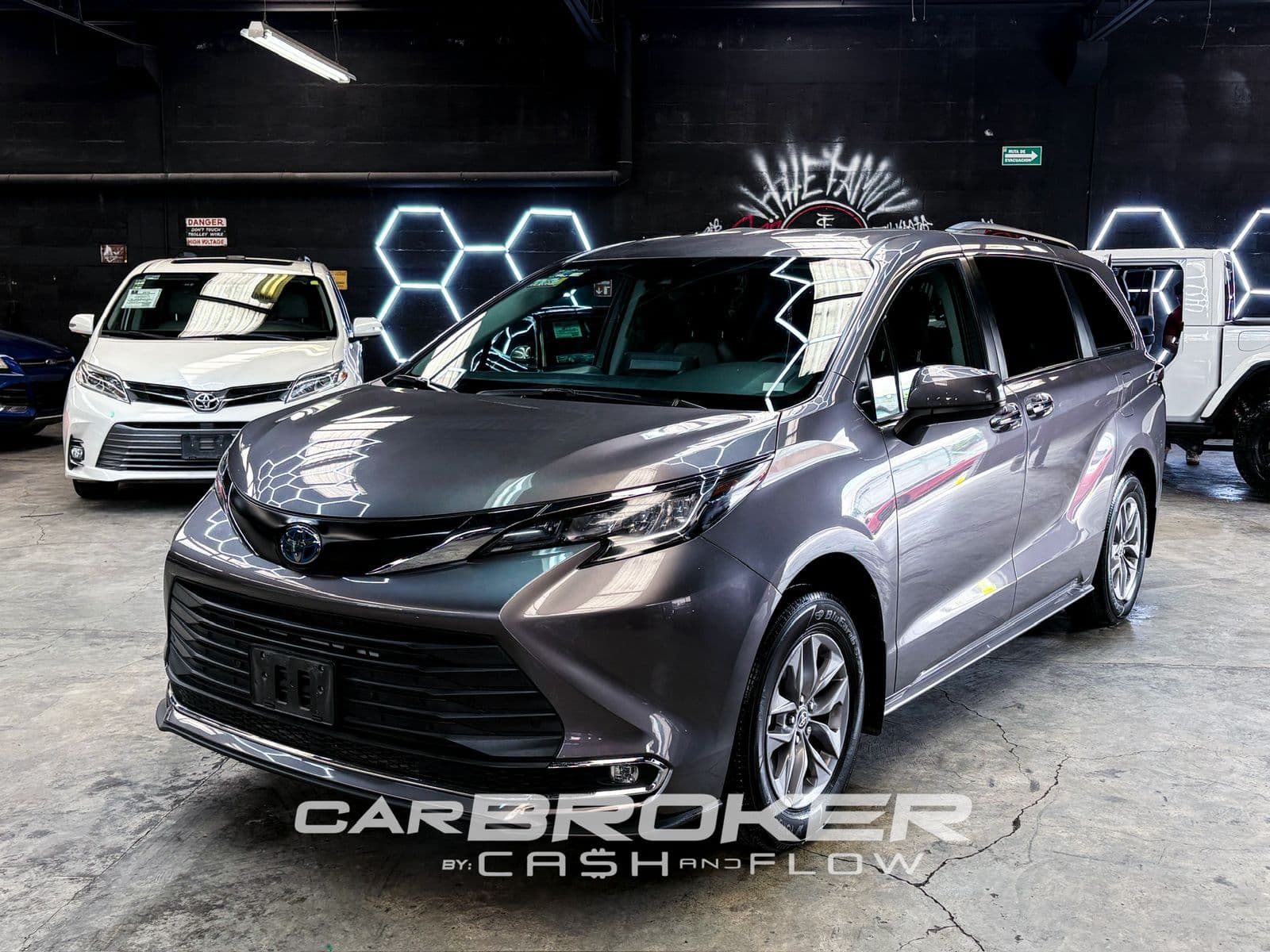Toyota Sienna Xle Hybrid 2022 2022
